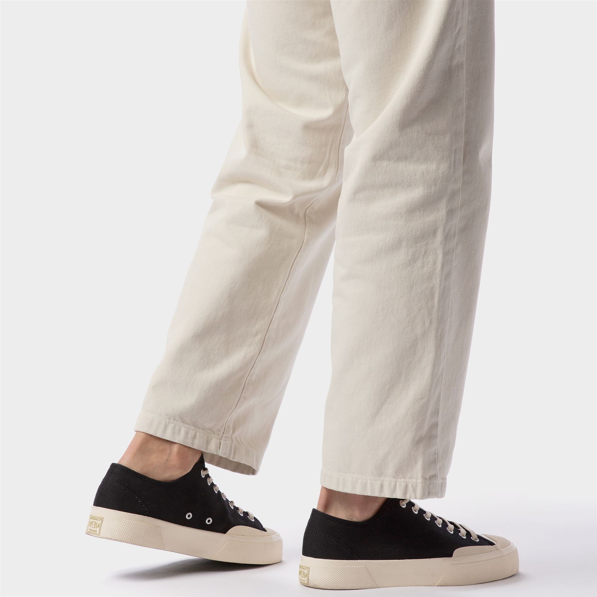 2432 WORKS LOW CUT COTTON CANVAS - Sneakers - Low Cut - Unisex - Black-Off White - Image 7